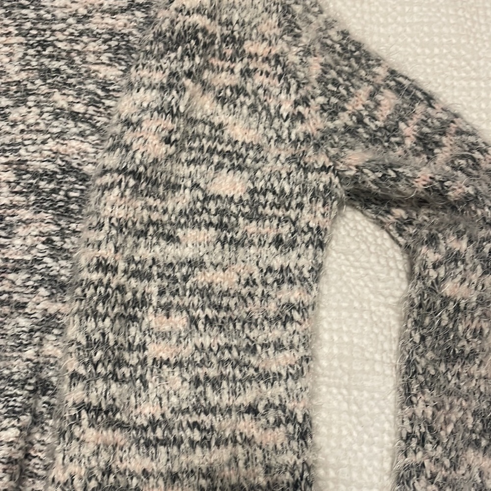 Cardigan - Picture 2 of 4